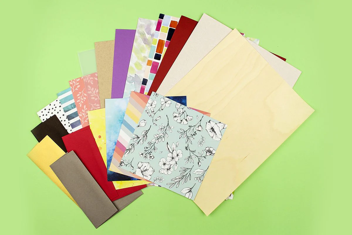 The Ultimate Guide to Cardstock Paper and Craft Paper